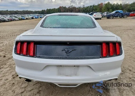 2015 Ford Mustang z USA, uszkodzony, nr VIN 1FA6P8AM0F5335752